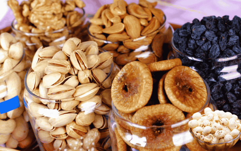 Dry fruits and makhana